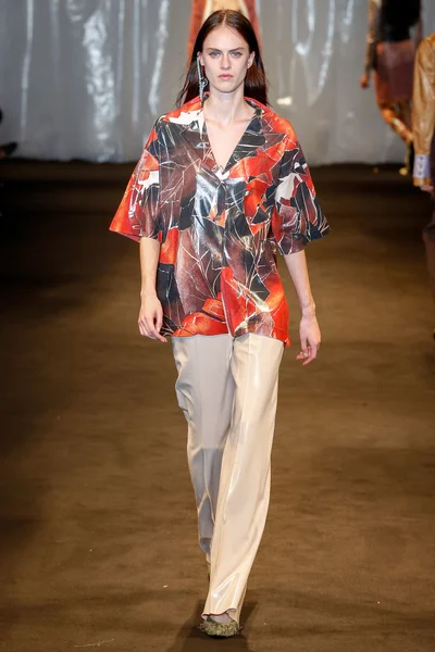 Look 21